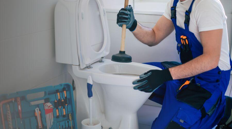 Professional Leak Detection Services in Hemlock, MI
